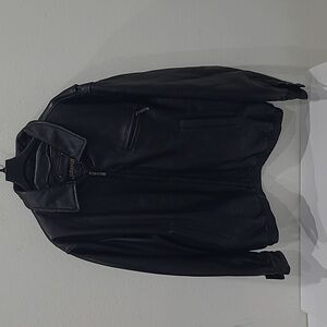 St John’s Bay Men’s Black Cowhide Leather Jacket
